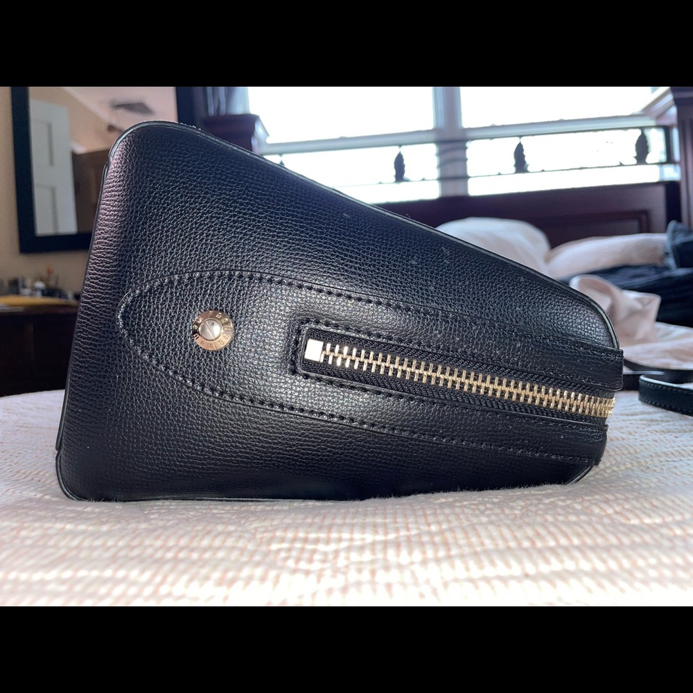 Henri Bendel Satchel - Picture 4 of 8